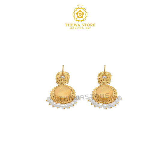 Sparsh Thewa Round Necklace