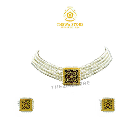 Small Square Chocker